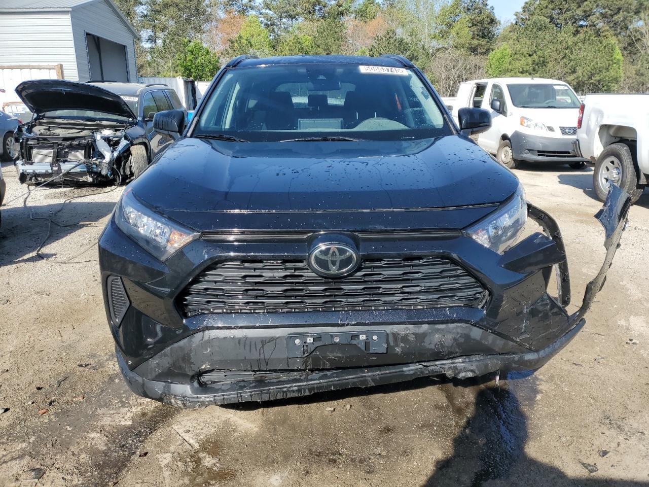 2021 TOYOTA RAV4 LE - Фото 5
