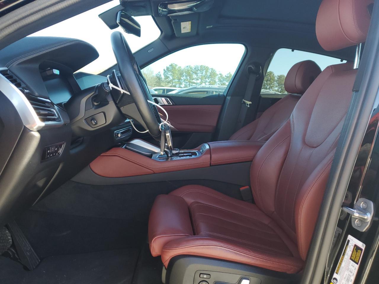 2022 BMW X6 XDRIVE4 - Фото 7