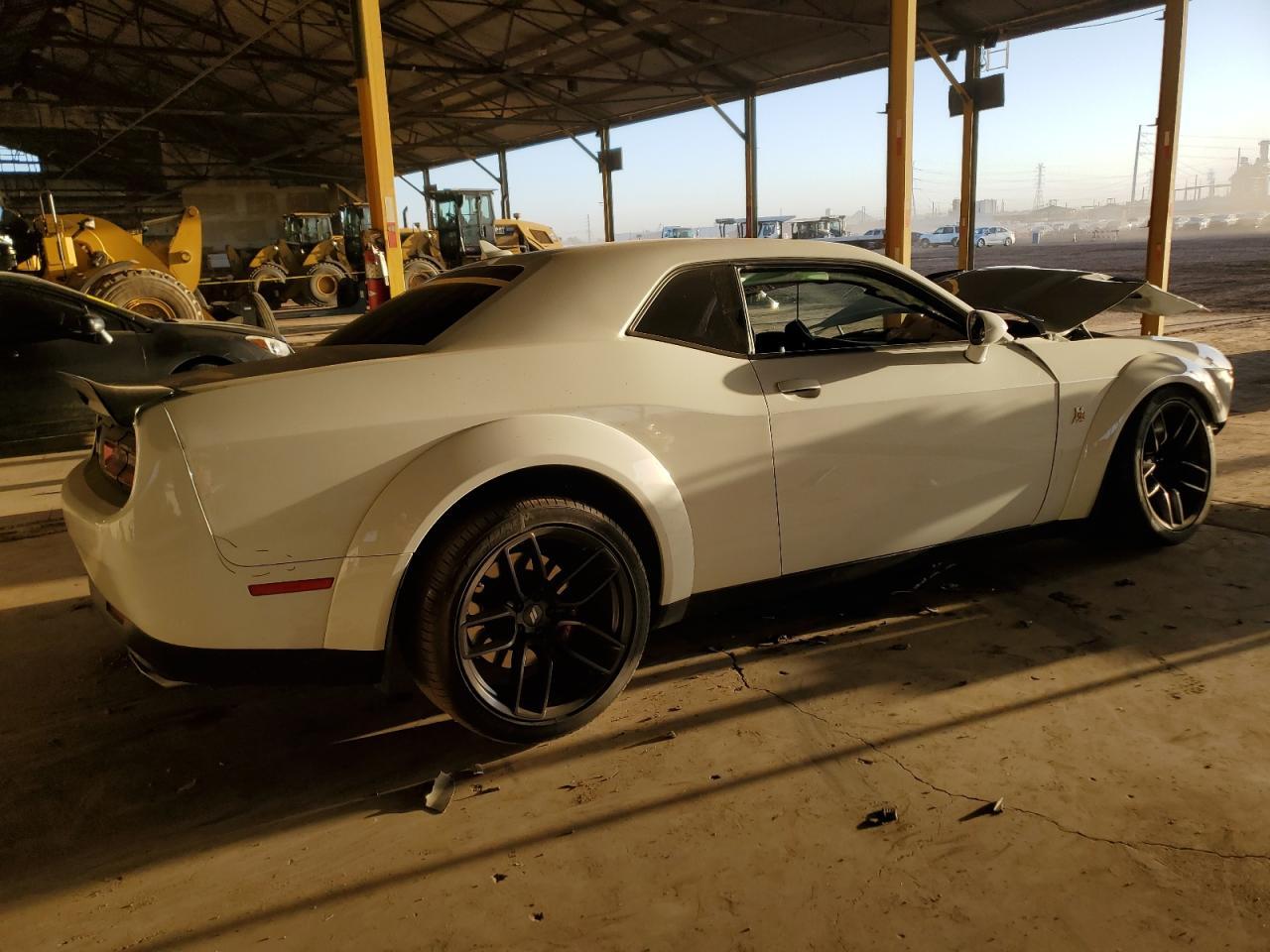 2021 DODGE CHALLENGER - Фото 3