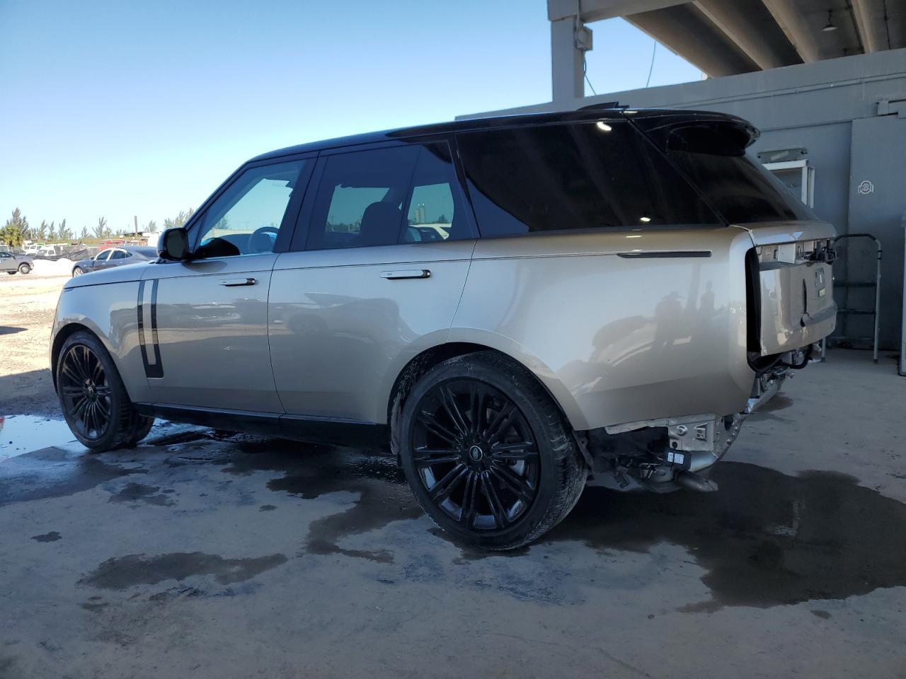 2023 LAND ROVER RANGE ROVE - Image 2