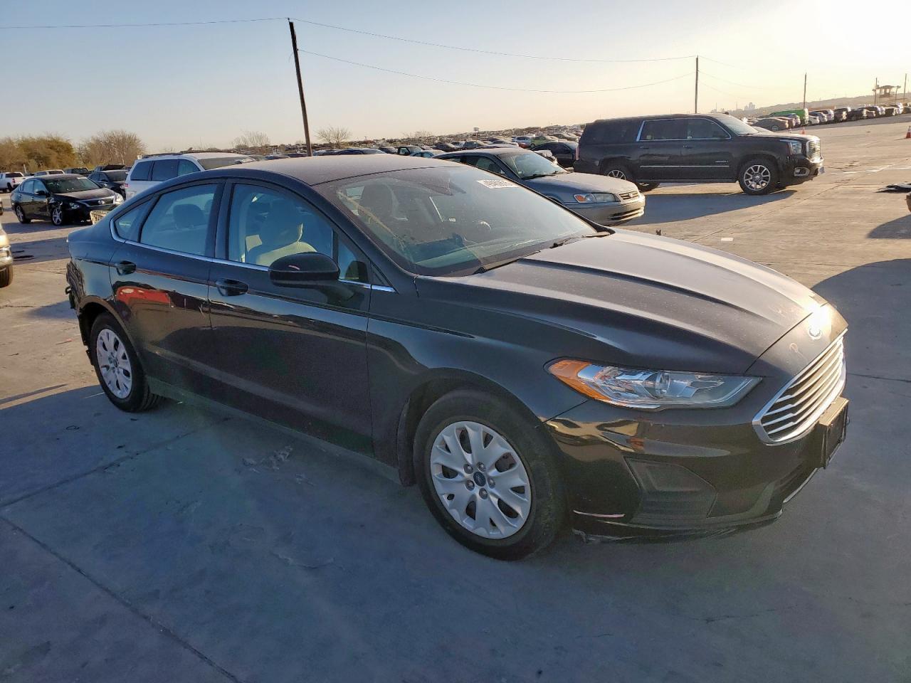 2020 FORD FUSION S - Image 4