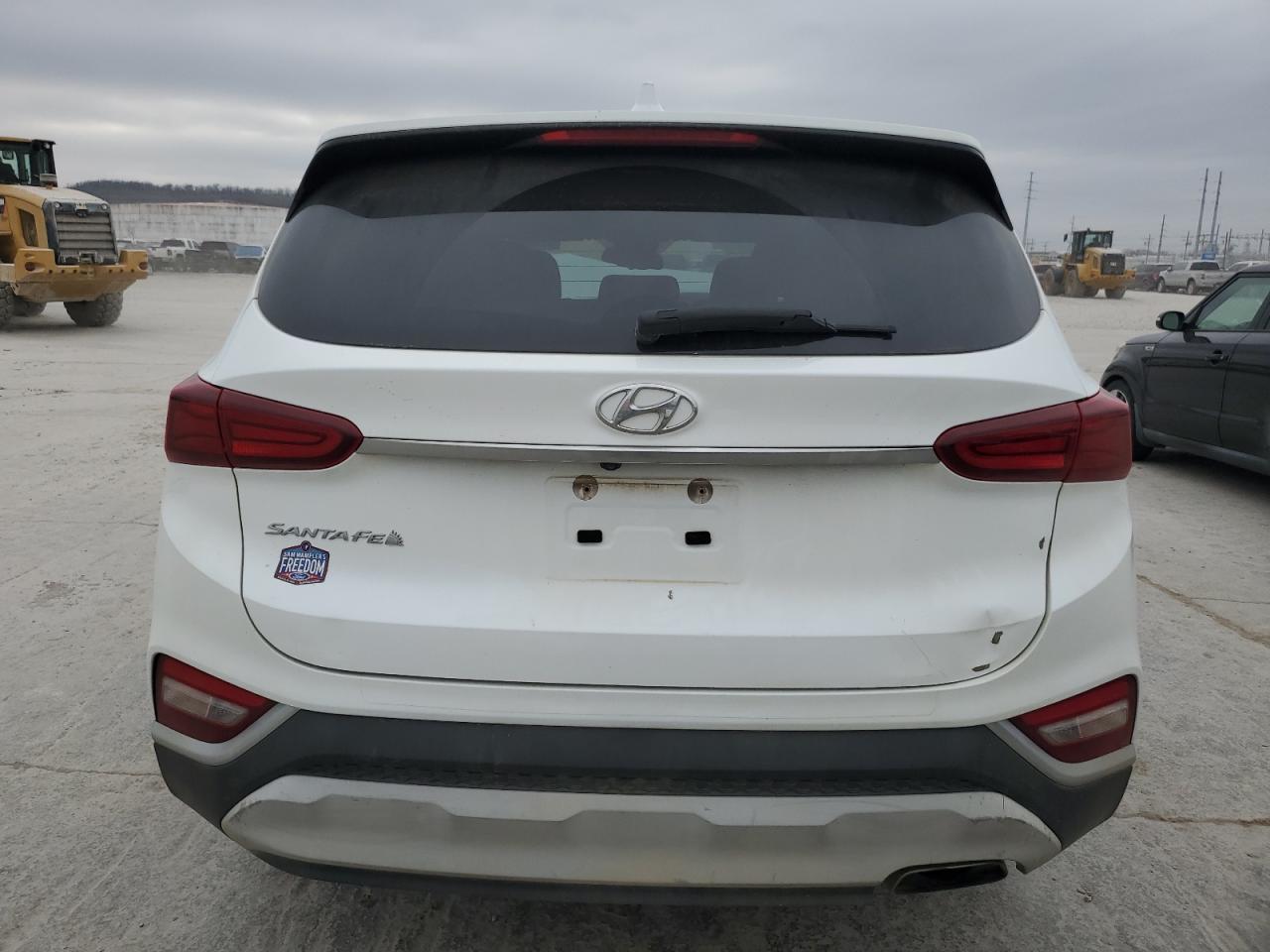 2020 HYUNDAI SANTA FE S - Image 6