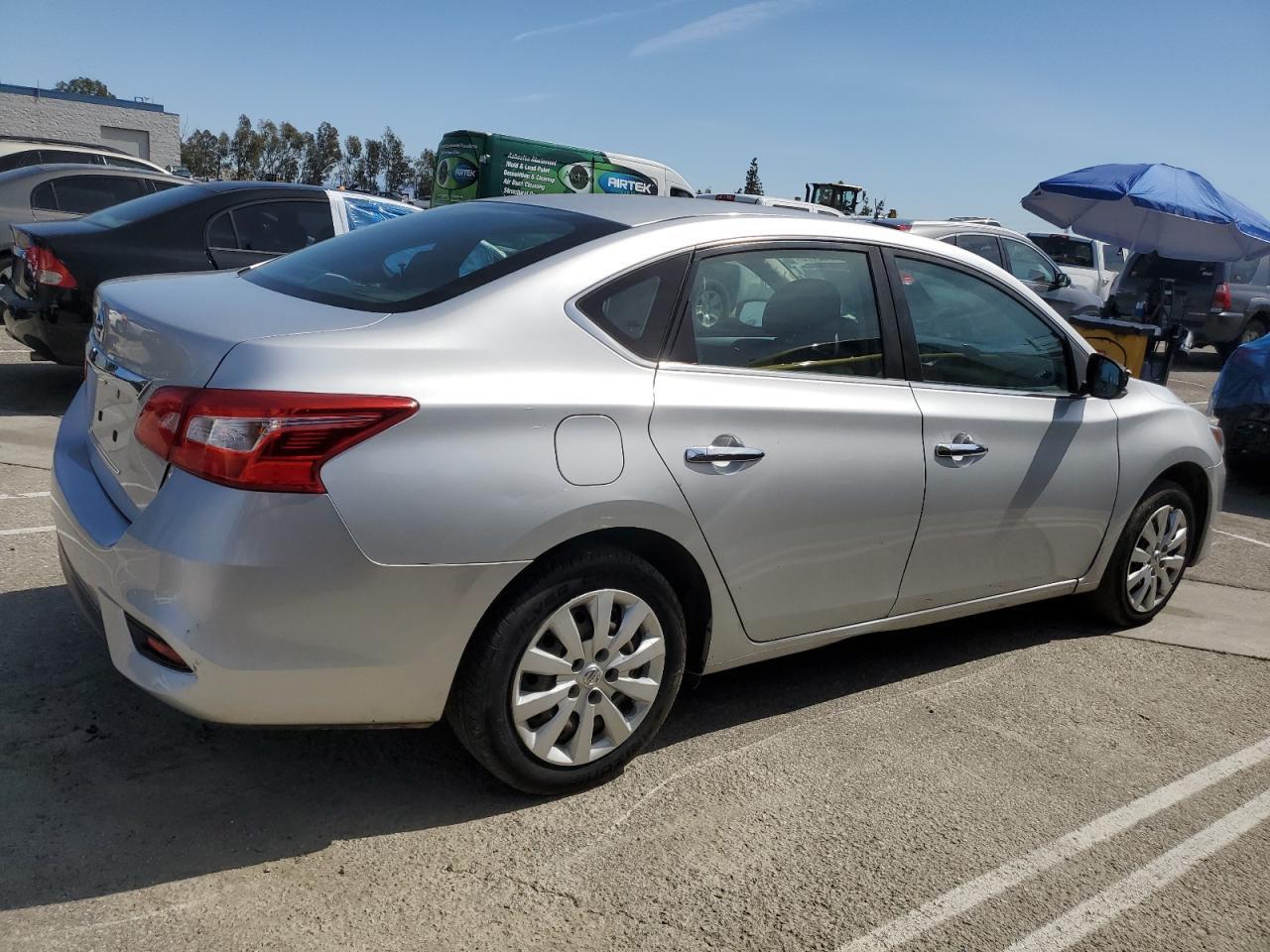 2018 NISSAN SENTRA S - Фото 3