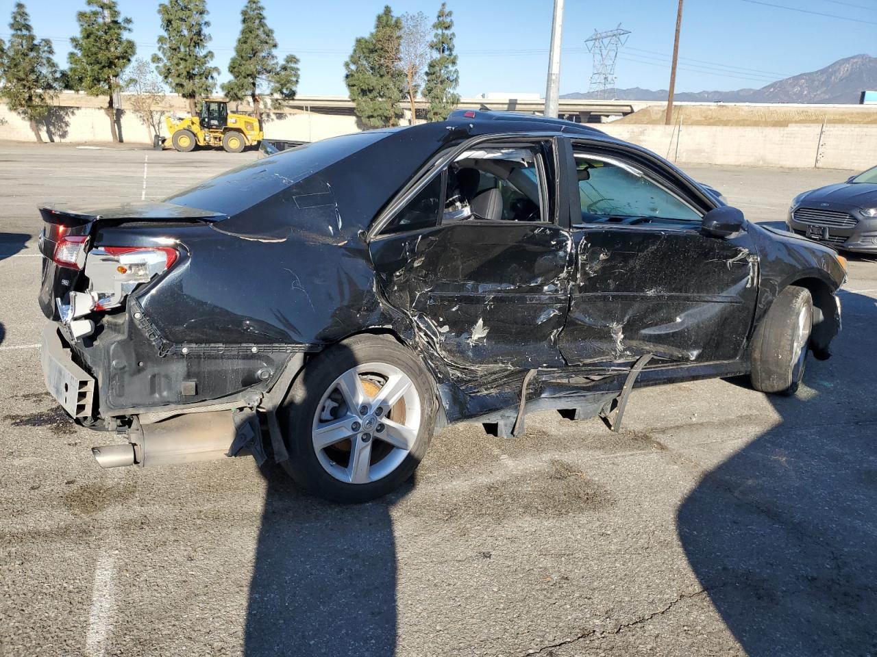 2013 TOYOTA CAMRY L - Image 3
