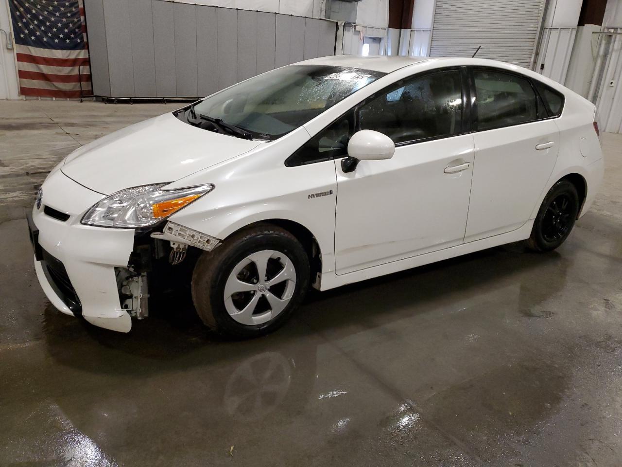 2015 TOYOTA PRIUS