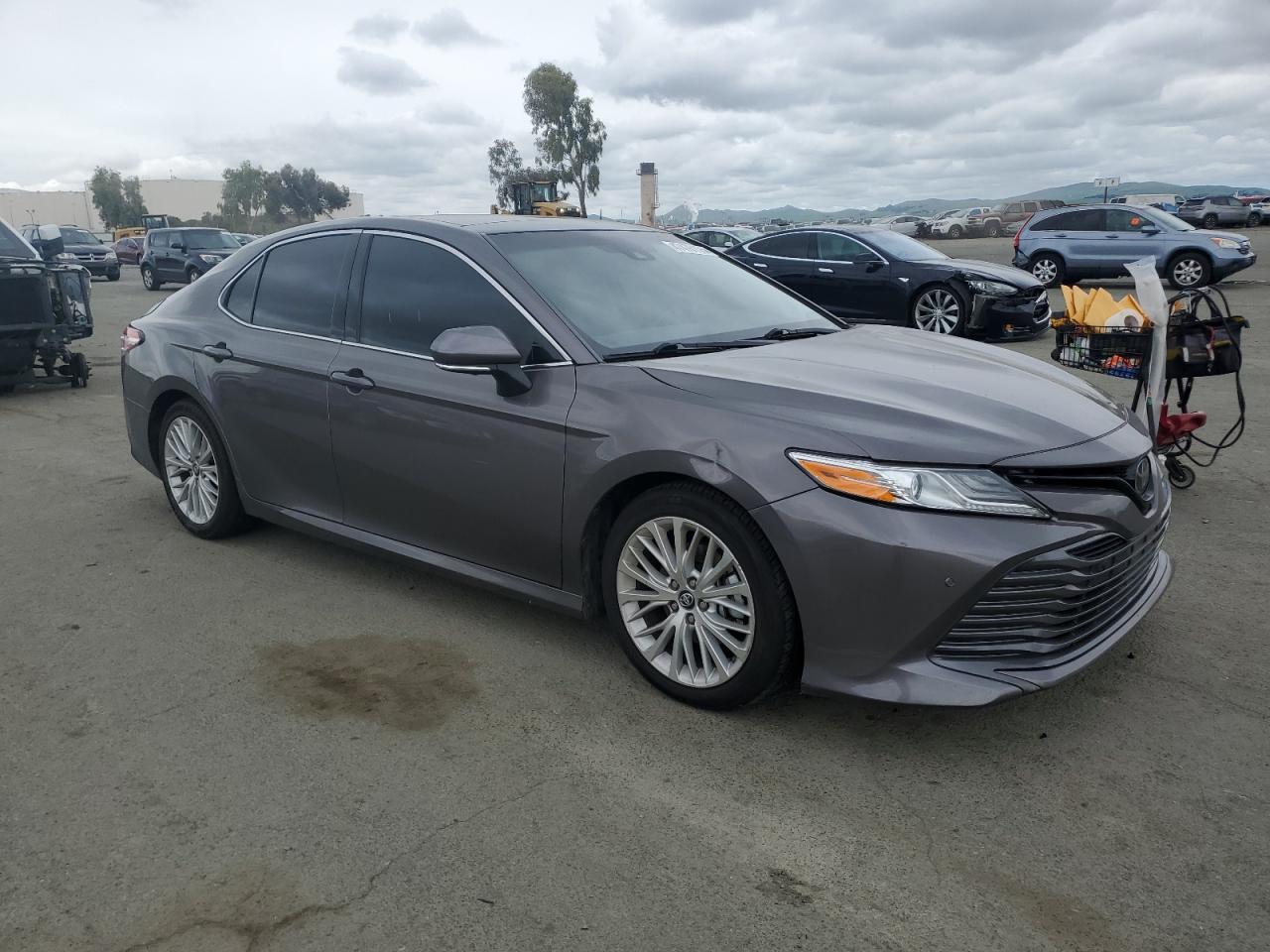 2018 TOYOTA CAMRY XSE - Image 4