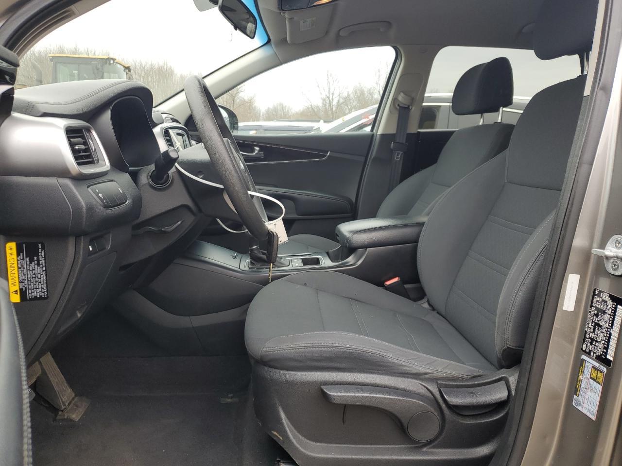 2017 KIA SORENTO LX - Фото 7