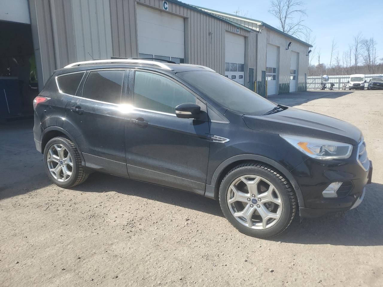 2017 FORD ESCAPE TIT - Image 4