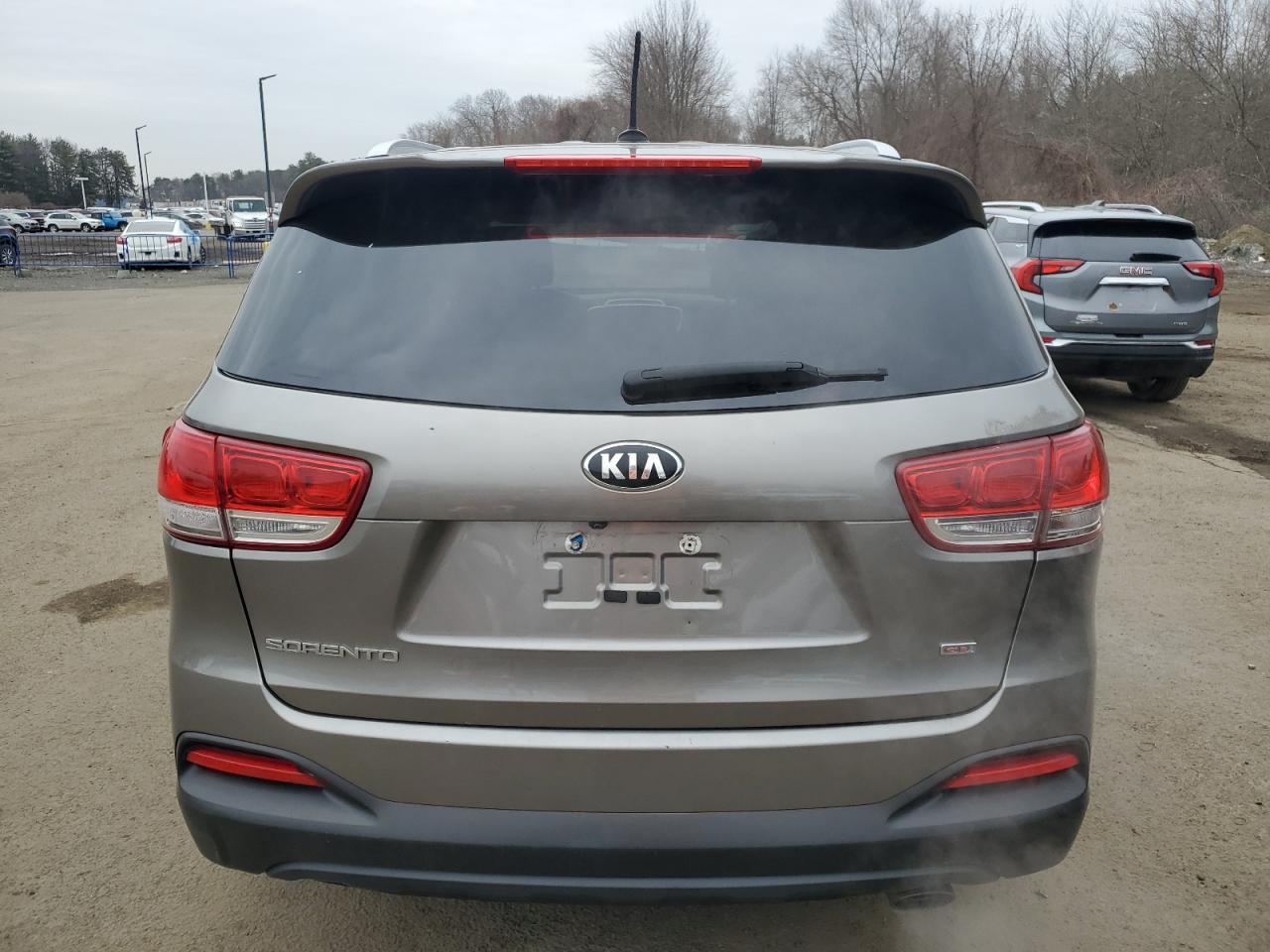 2017 KIA SORENTO LX - Фото 6