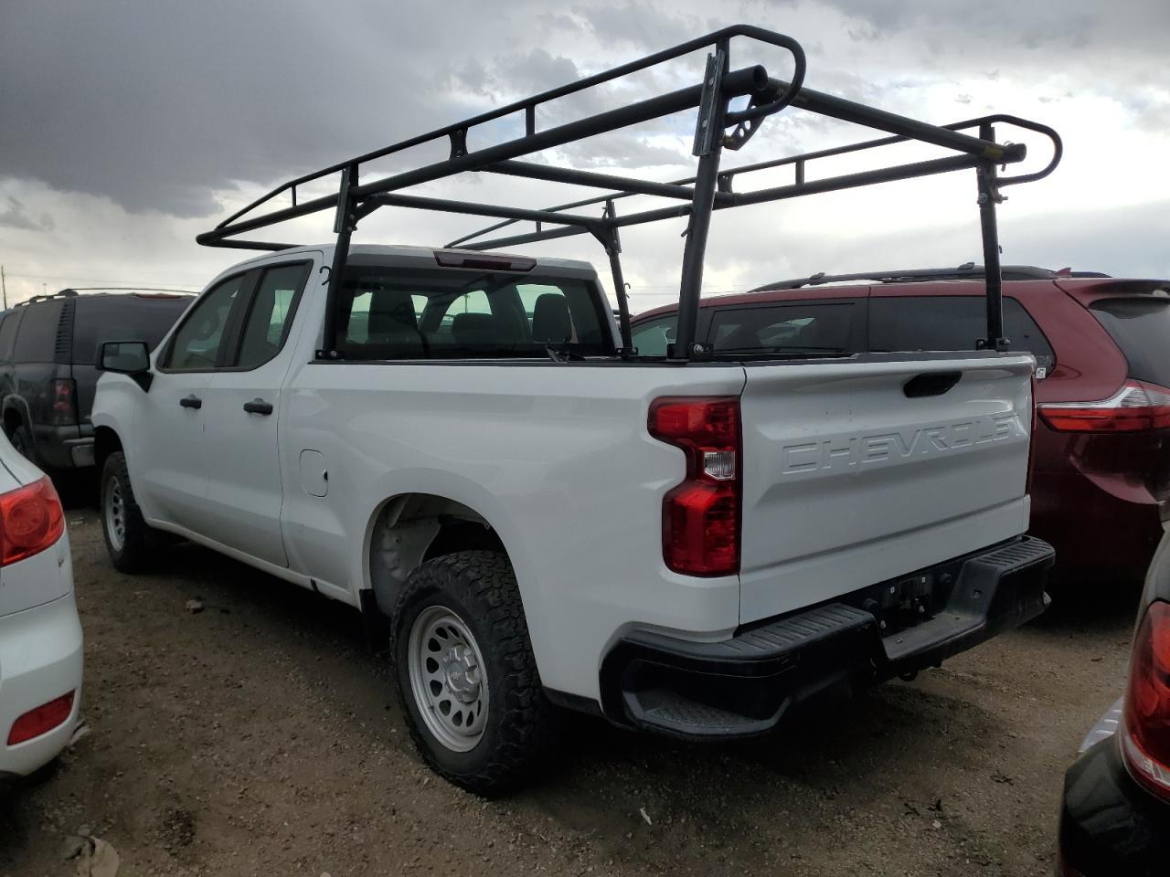 2020 CHEVROLET SILVERADO - Image 2