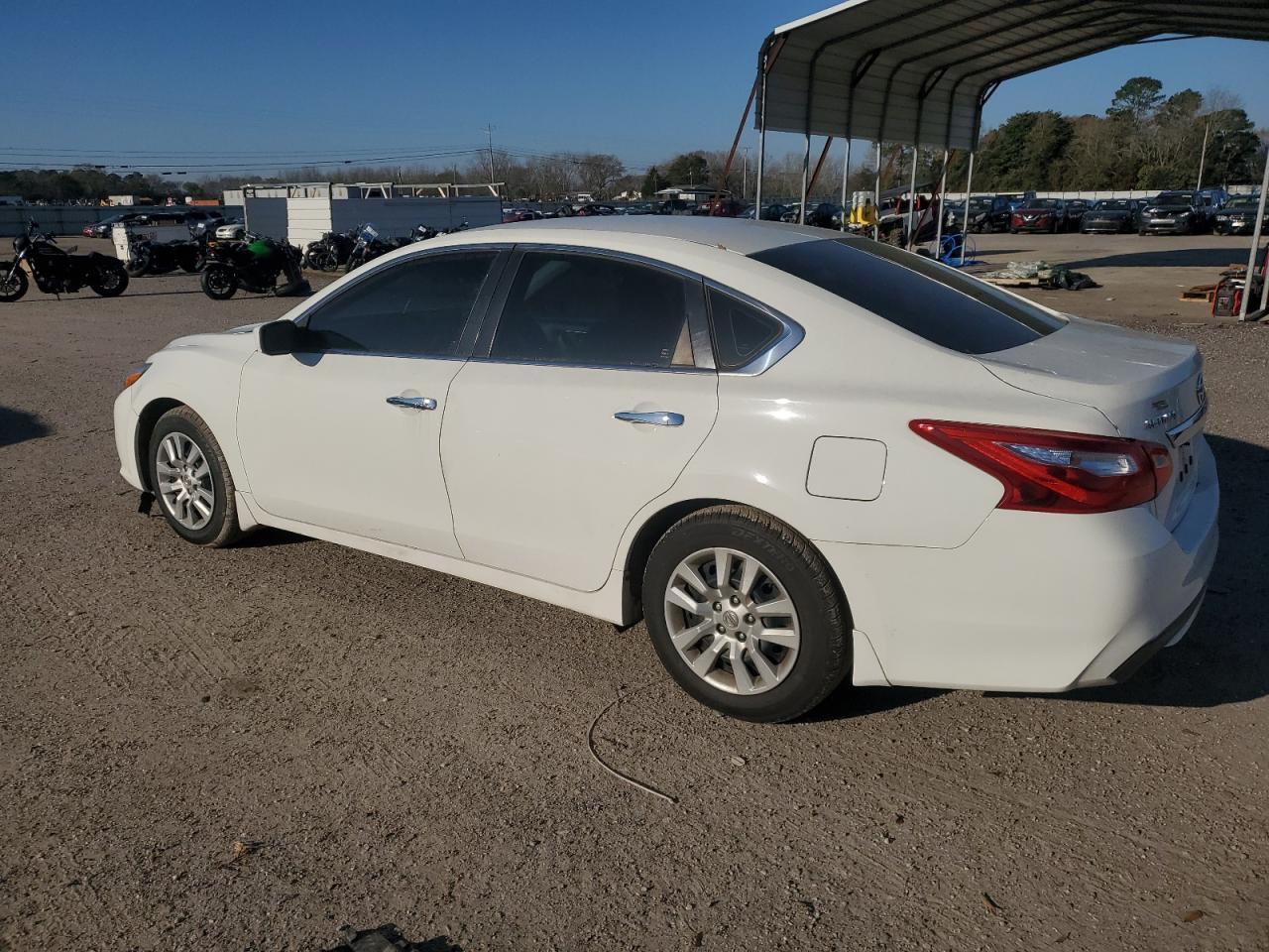 2017 NISSAN ALTIMA 2.5 - Фото 2