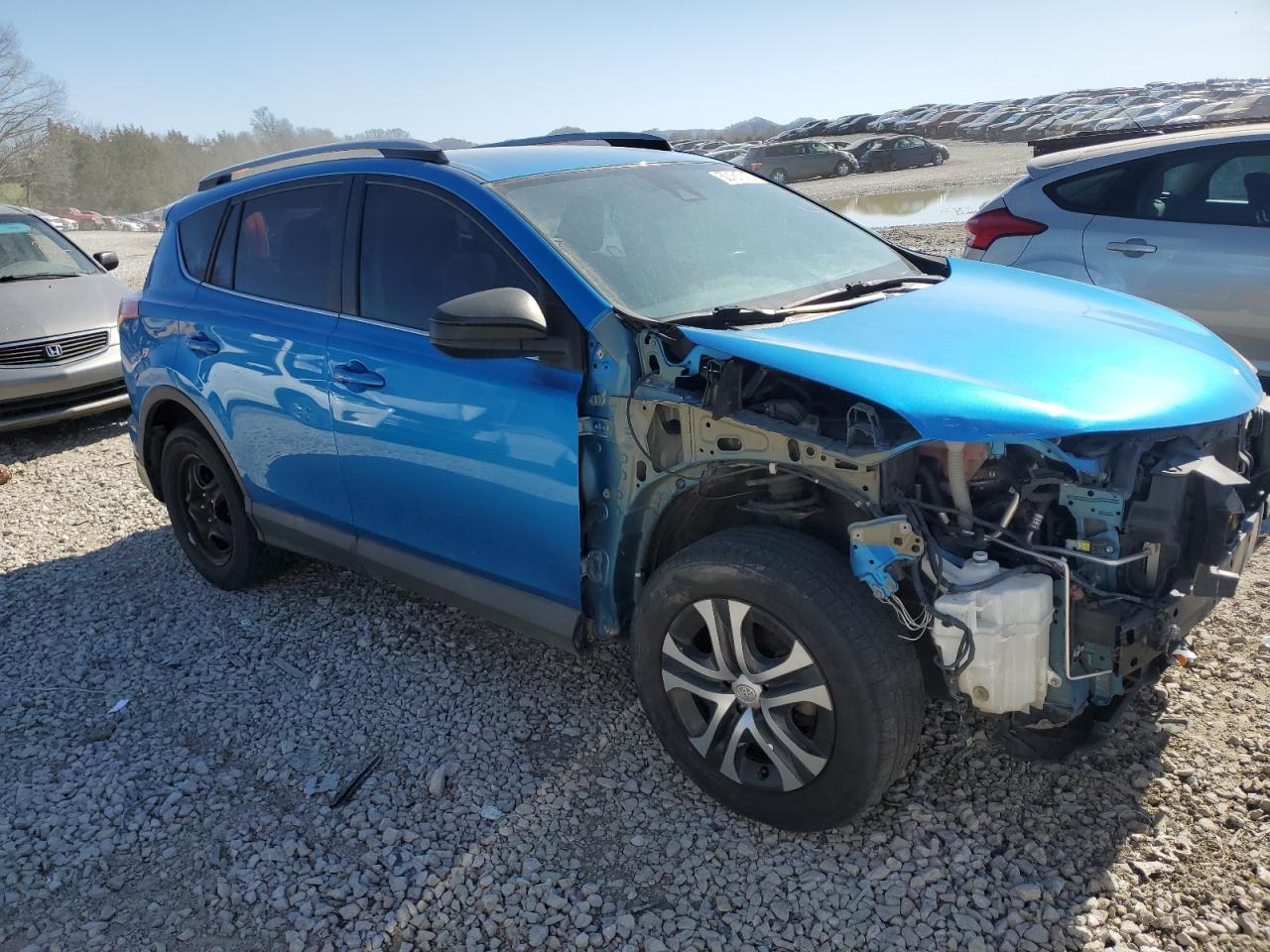 2017 TOYOTA RAV4 LE - Image 4