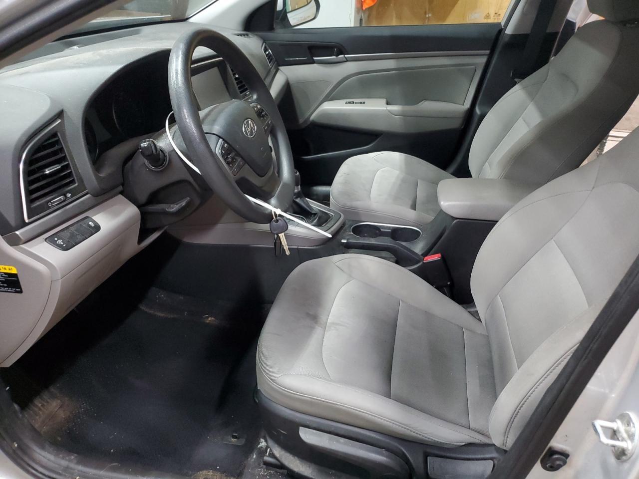 2017 HYUNDAI ELANTRA SE - Image 7