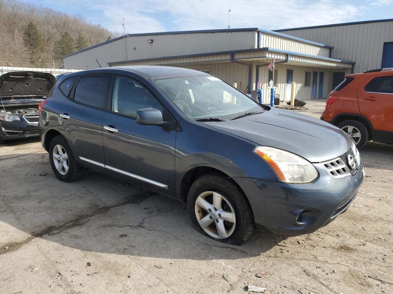 2013 NISSAN ROGUE - Image 4