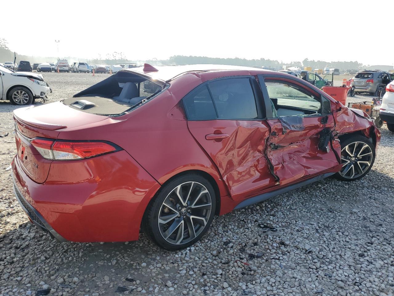 2020 TOYOTA COROLLA SE - Фото 3