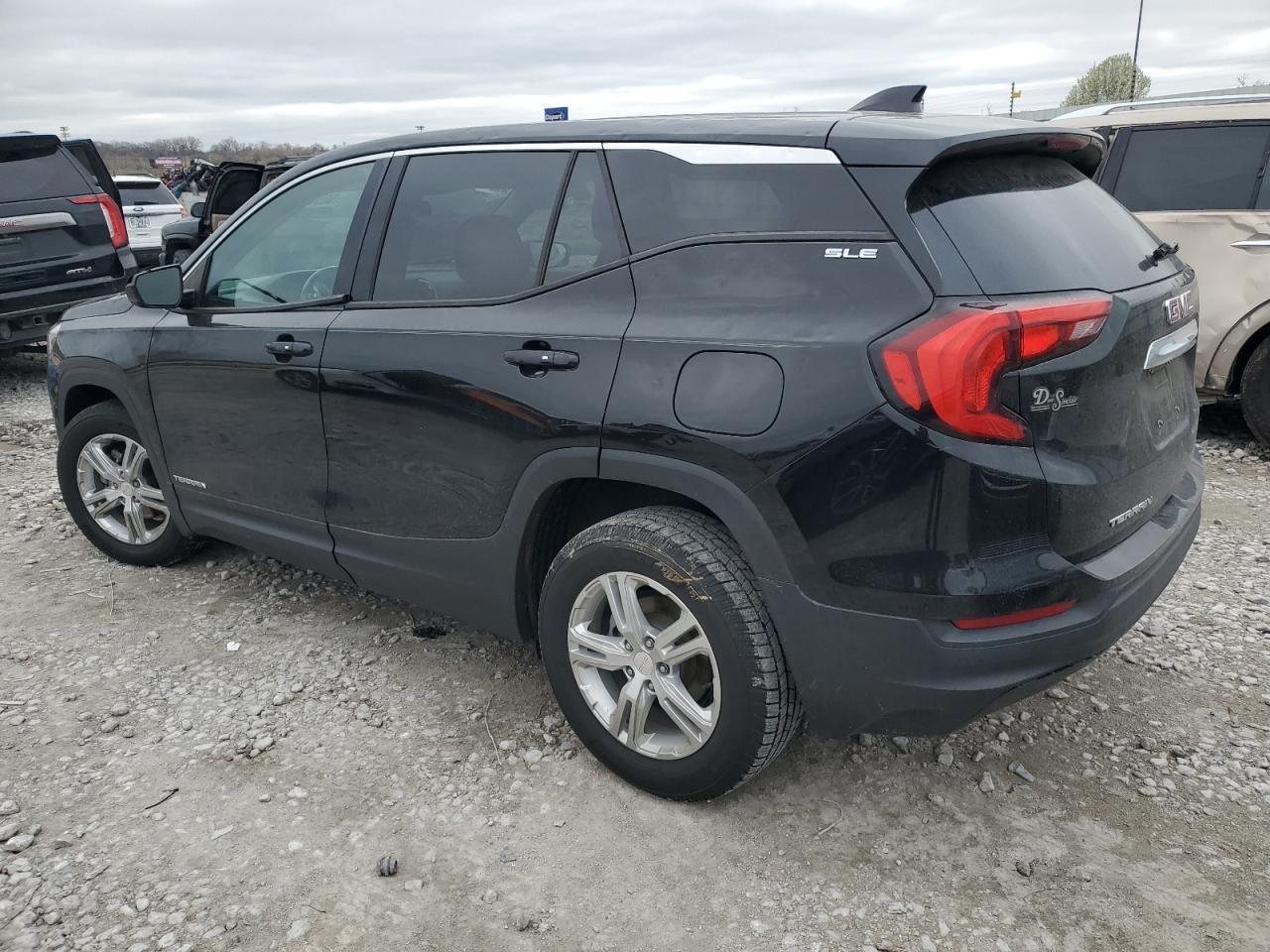 2018 GMC TERRAIN SL - Image 2