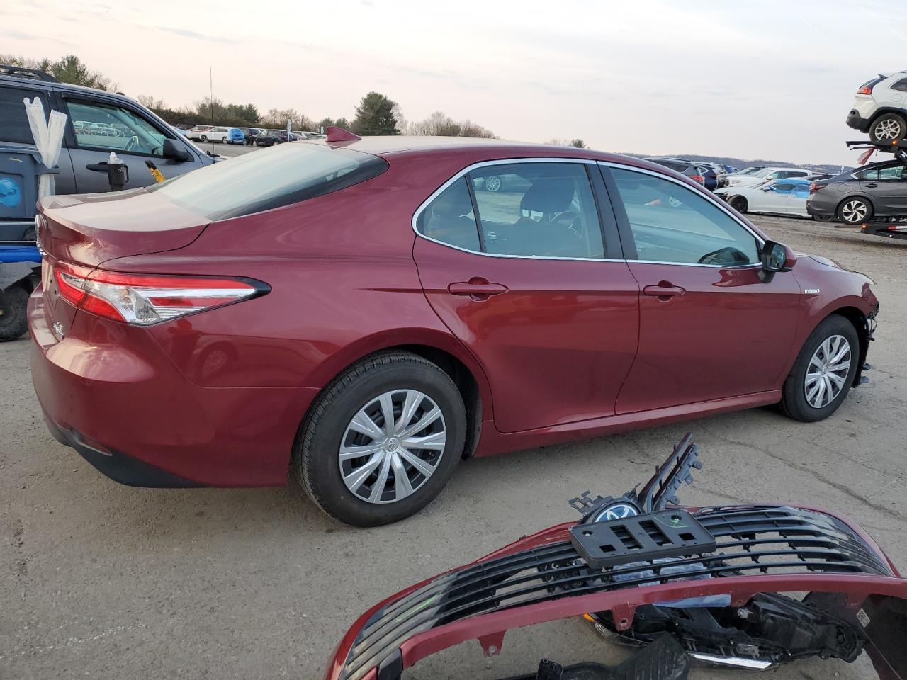 2020 TOYOTA CAMRY LE - Image 3