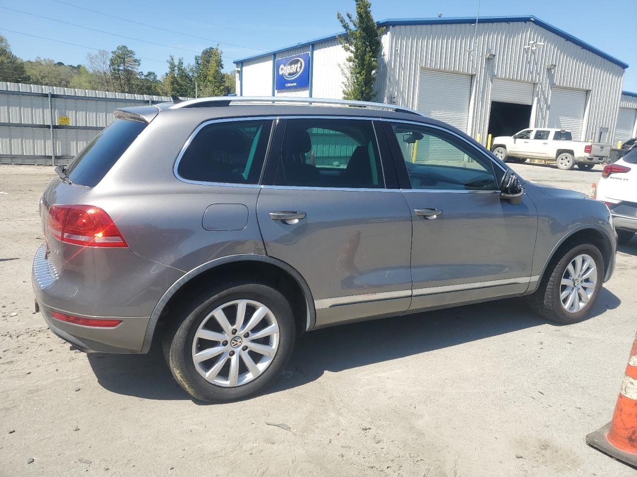 2011 VOLKSWAGEN TOUAREG V6 - Фото 3