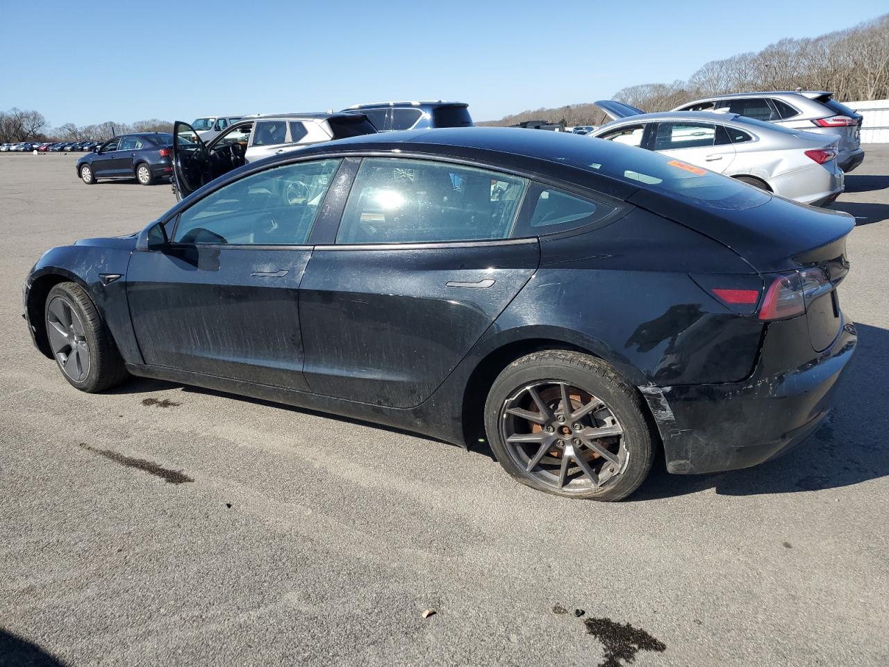 2022 TESLA MODEL 3 - Image 2