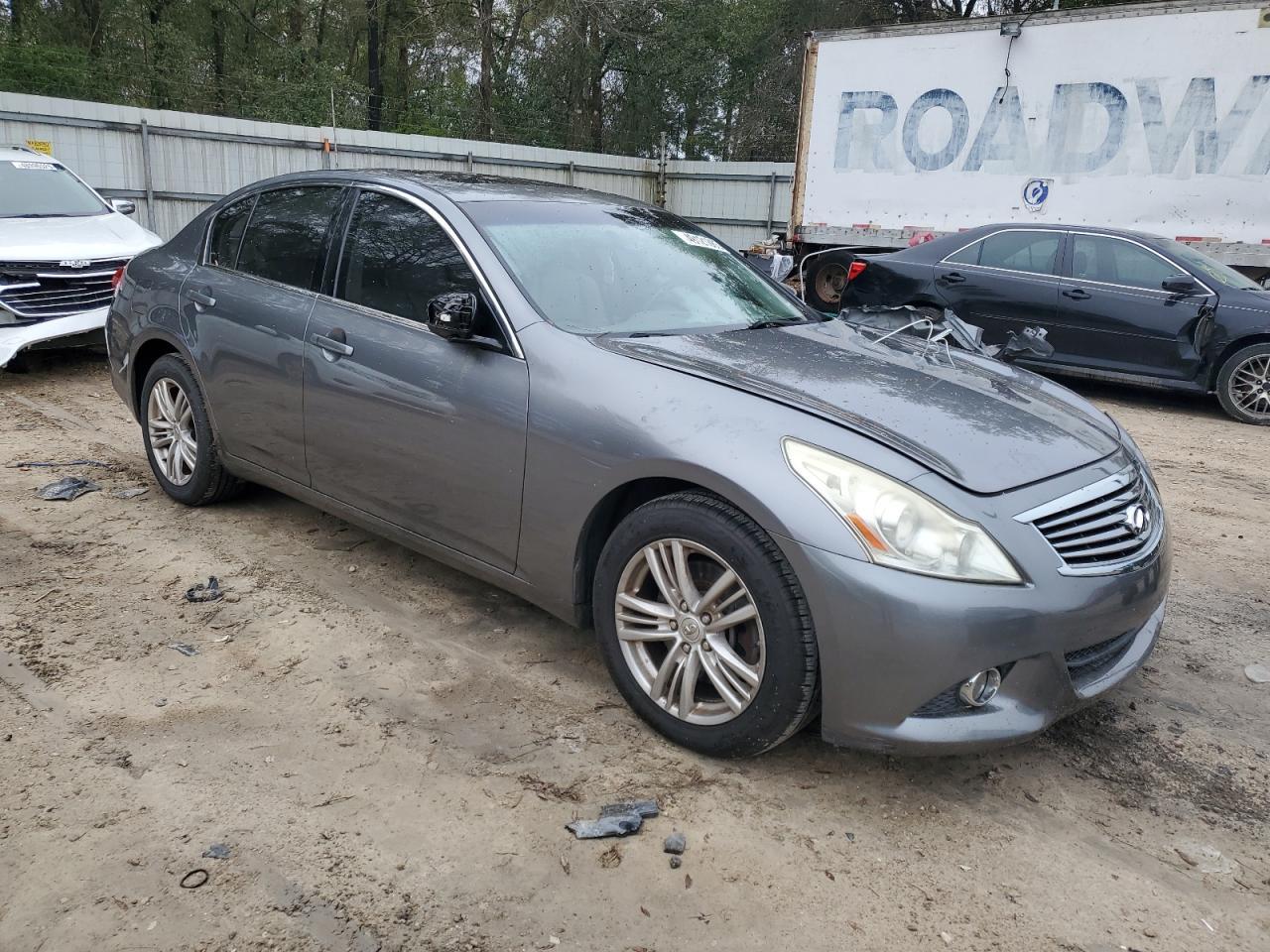 2012 INFINITI G37 - Image 4