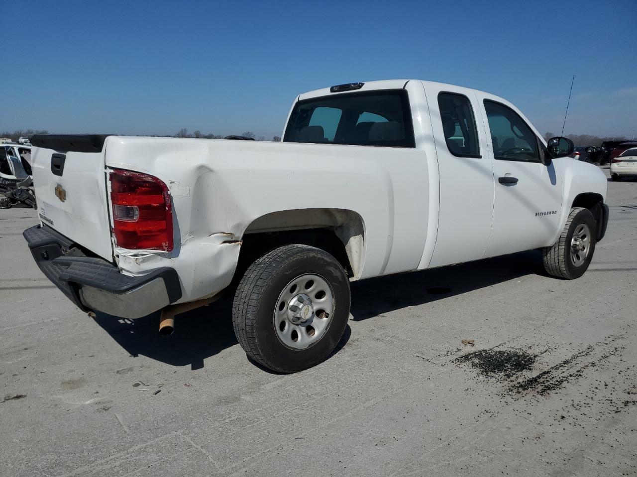 2012 CHEVROLET SILVERADO - Image 3