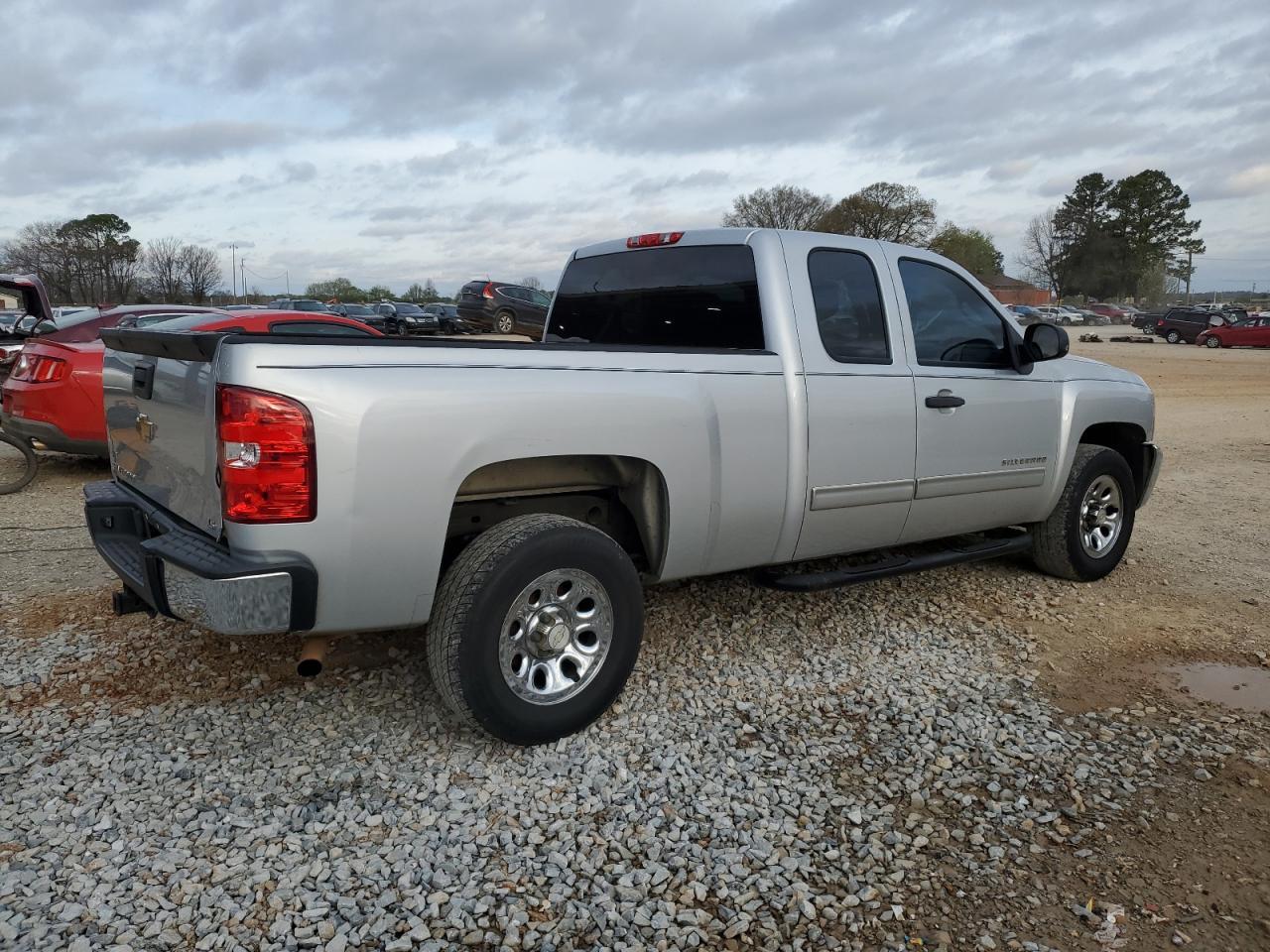 2012 CHEVROLET SILVERADO - Image 3