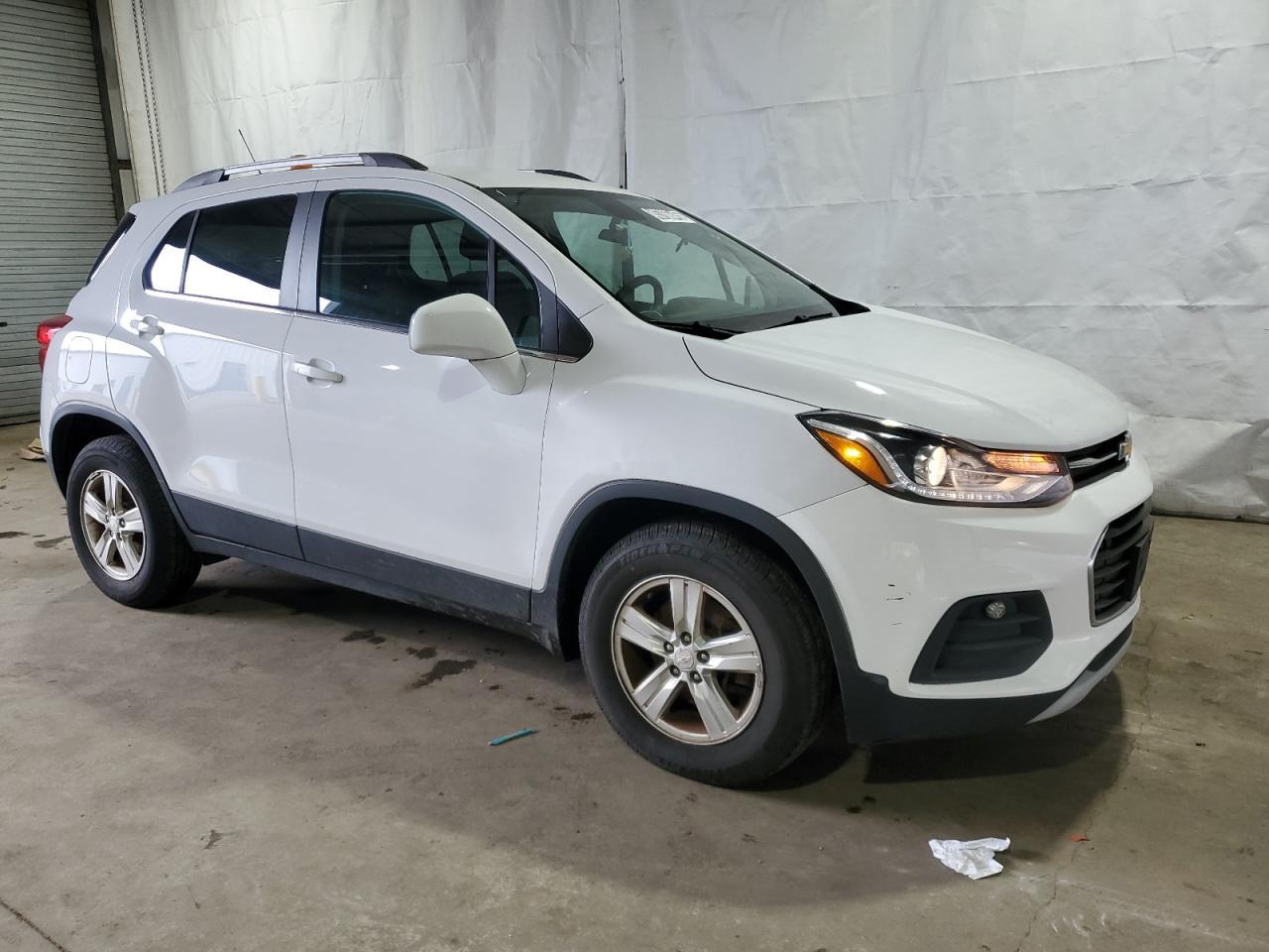 2019 CHEVROLET TRAX 1LT - Фото 4