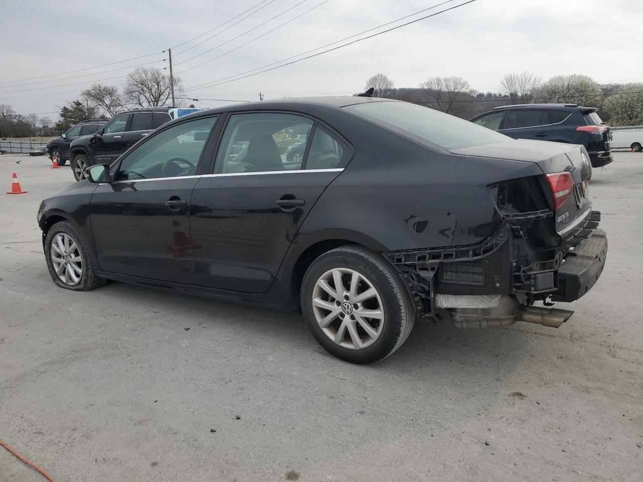 2017 VOLKSWAGEN JETTA SE - Image 2