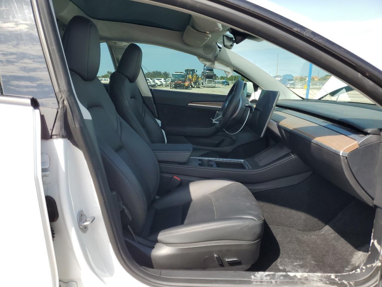 2023 TESLA MODEL 3 - Фото 7