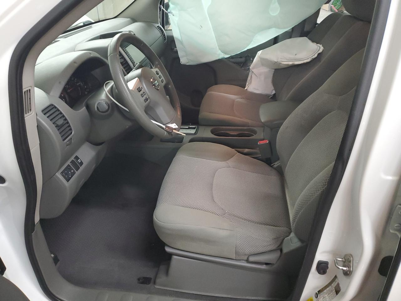 2019 NISSAN FRONTIER S - Фото 7