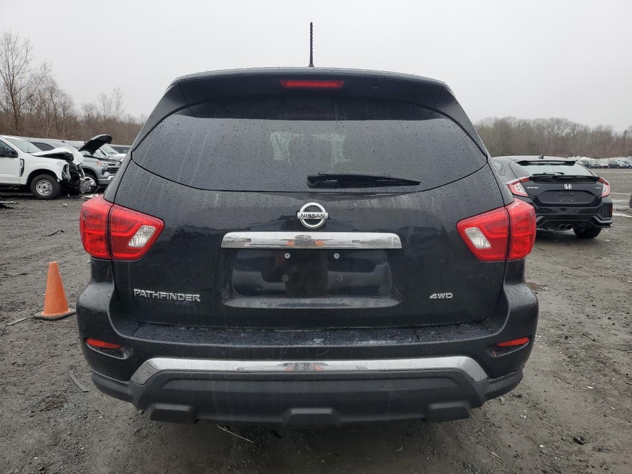 2018 NISSAN PATHFINDER - Фото 6