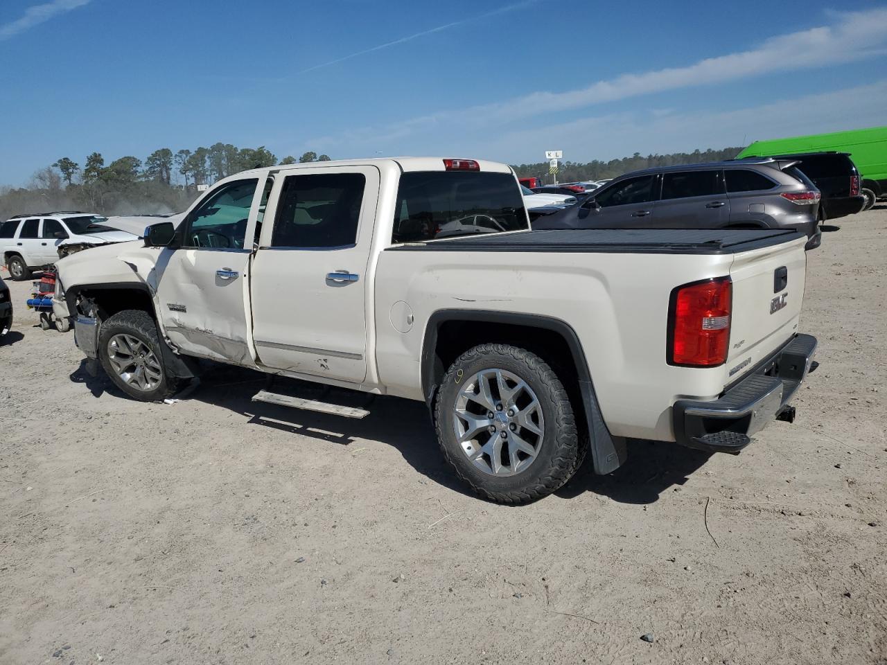 2014 GMC SIERRA K15 - Image 2