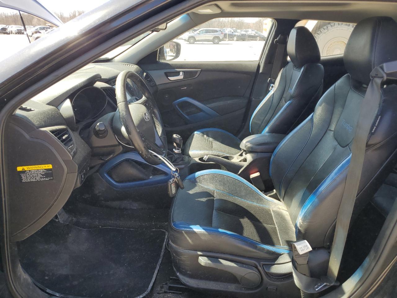 2013 HYUNDAI VELOSTER T - Image 7