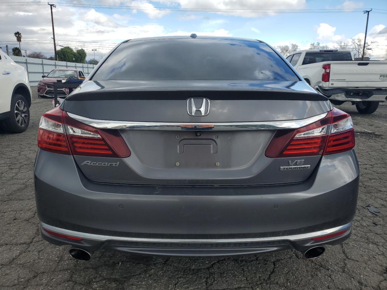 2016 HONDA ACCORD TOU - Image 6