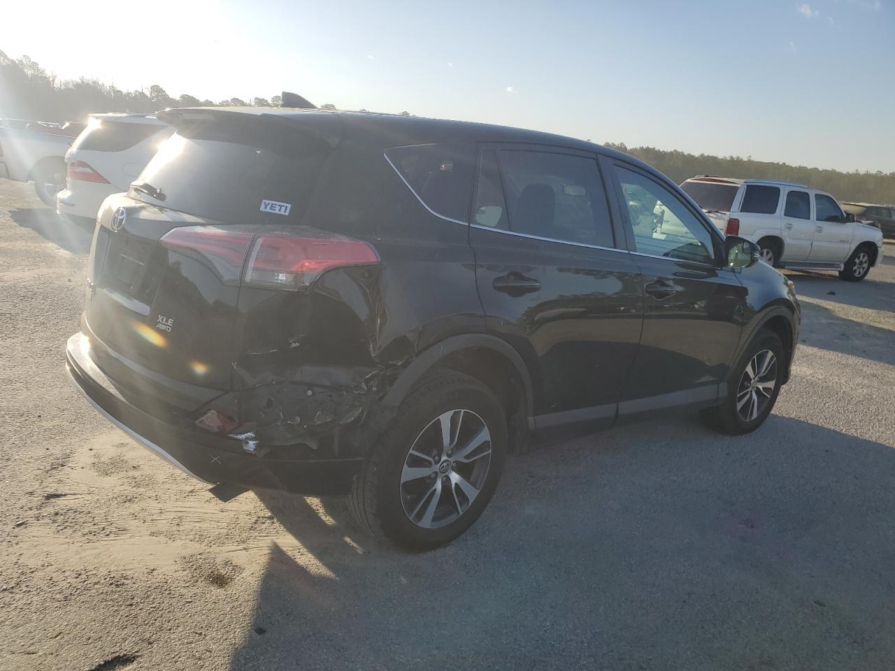 2018 TOYOTA RAV4 ADVEN - Фото 3