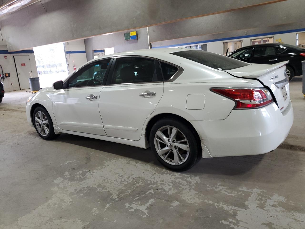 2015 NISSAN ALTIMA 2.5 - Фото 2
