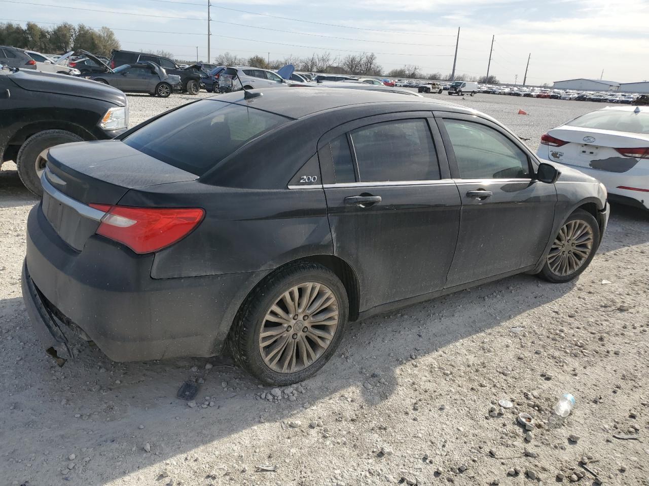 2012 CHRYSLER 200 LX - Image 3
