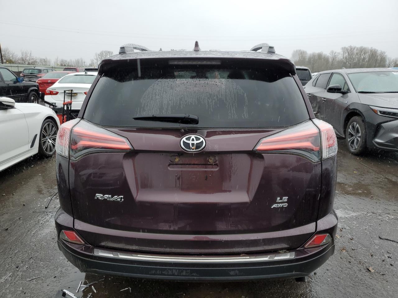 2018 TOYOTA RAV4 LE - Image 6