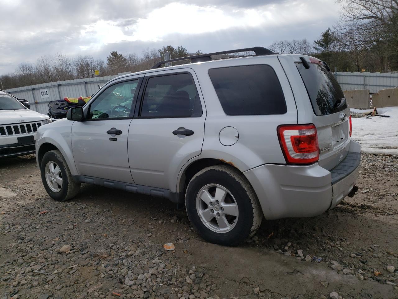 2012 FORD ESCAPE XLT - Фото 2