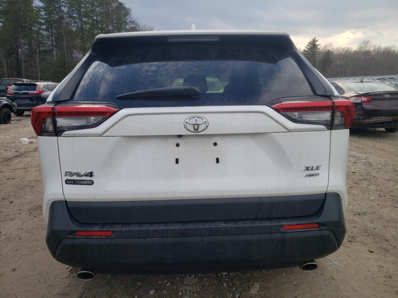 2019 TOYOTA RAV4 XLE P - Image 6