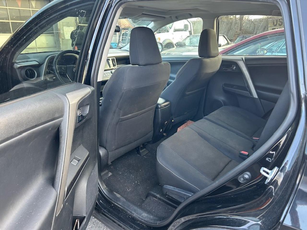 2016 TOYOTA RAV4 XLE - Фото 6
