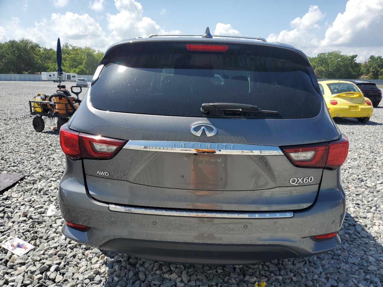 2019 INFINITI QX60 LUXE - Image 6
