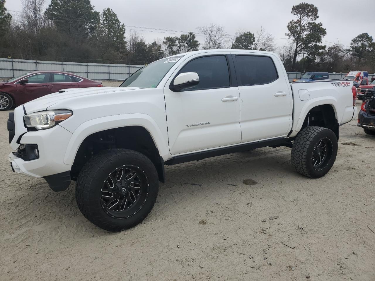 2017 TOYOTA TACOMA DOU