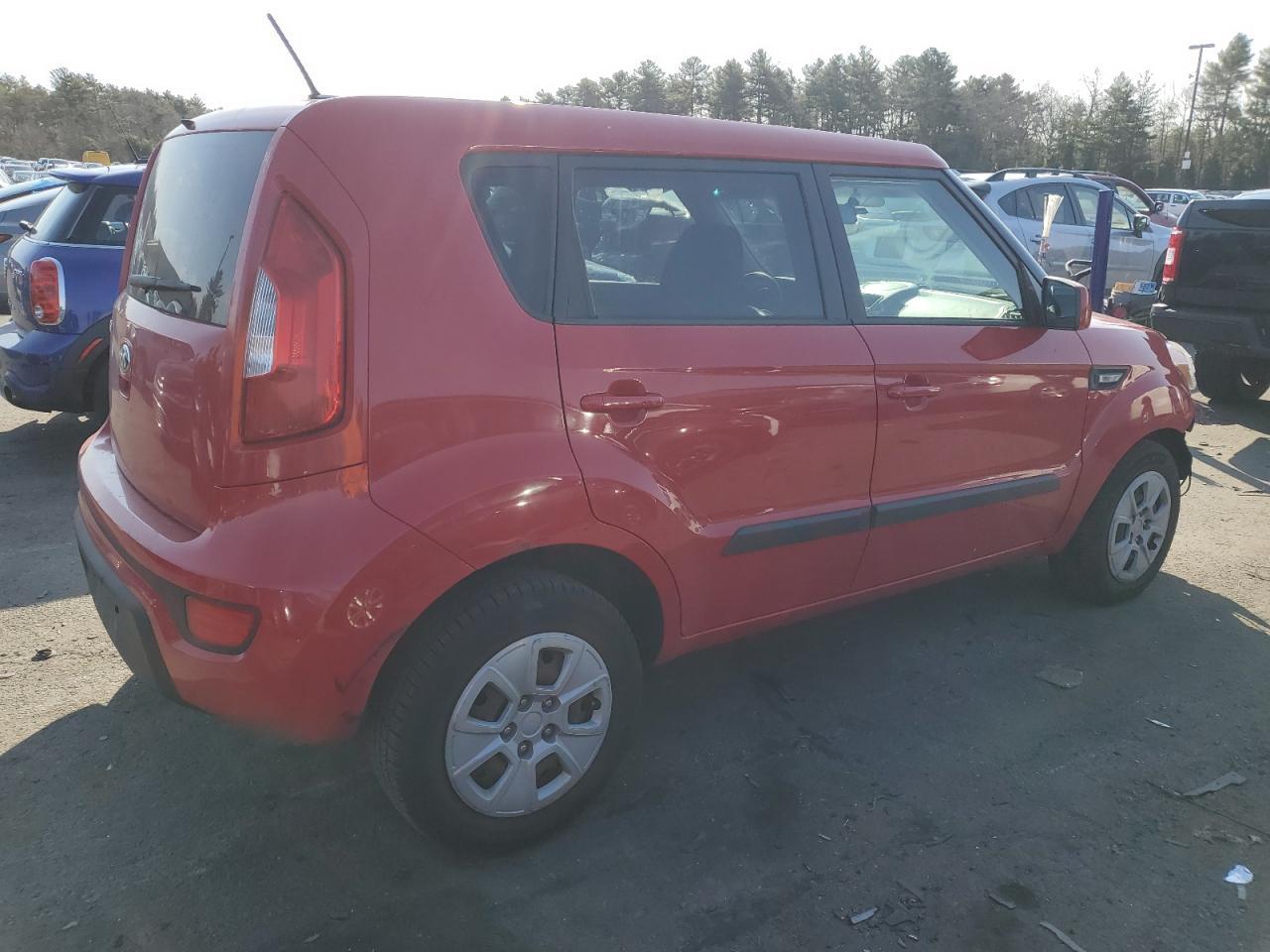 2013 KIA SOUL - Image 3