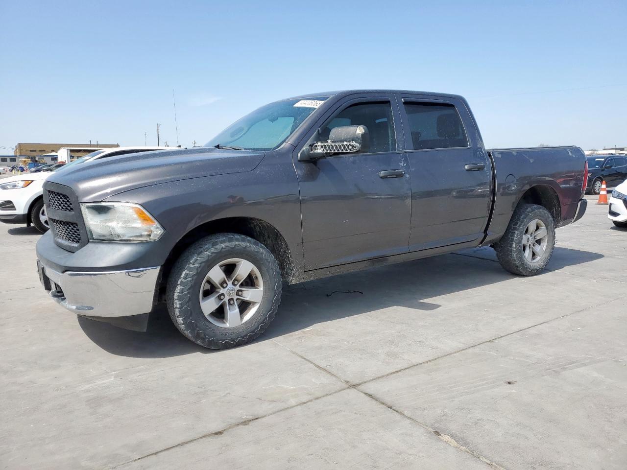 2015 RAM 1500 ST