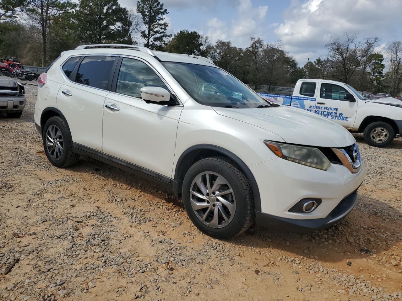 2015 NISSAN ROGUE S - Image 4