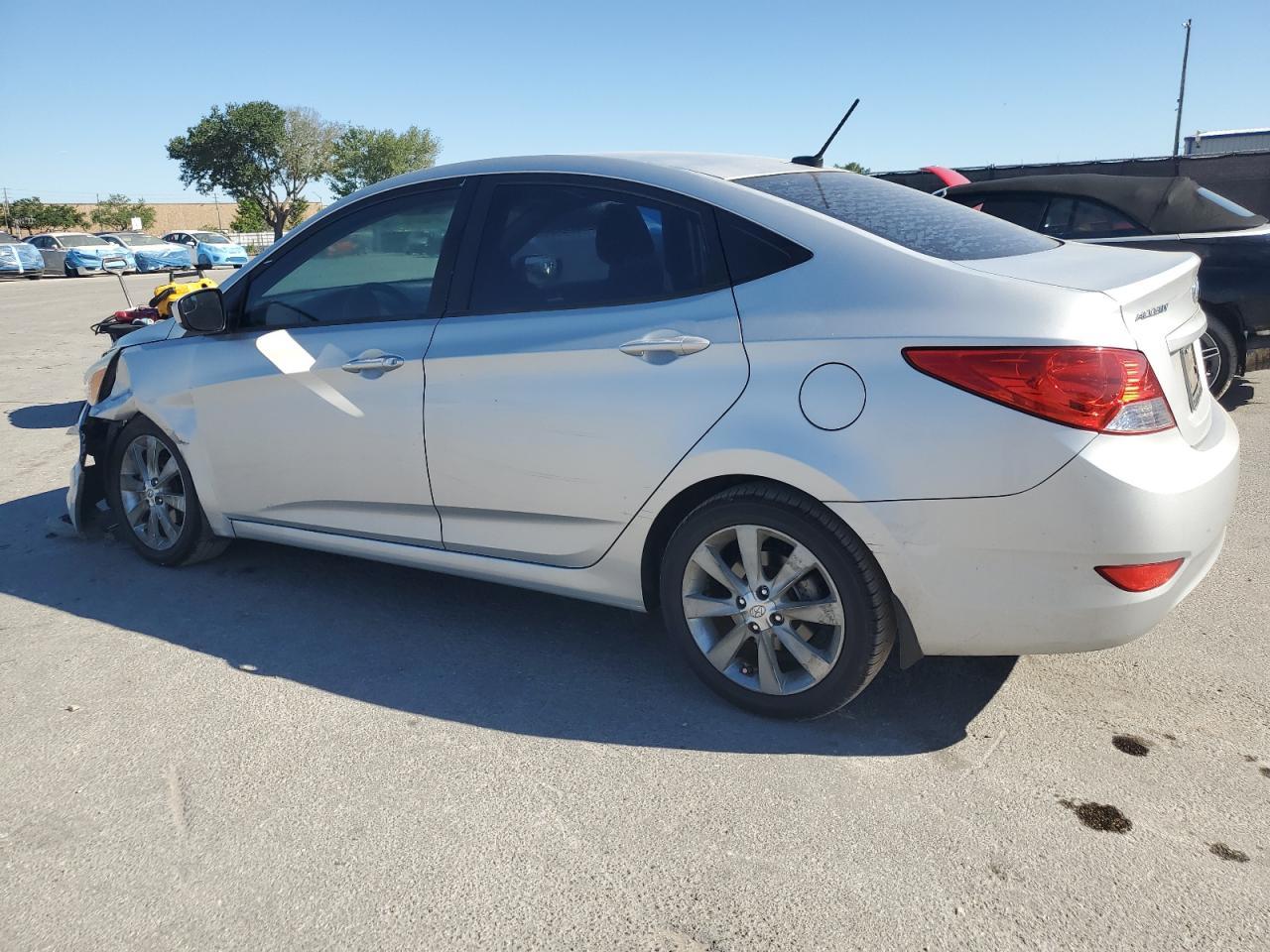 2014 HYUNDAI ACCENT GLS - Image 2