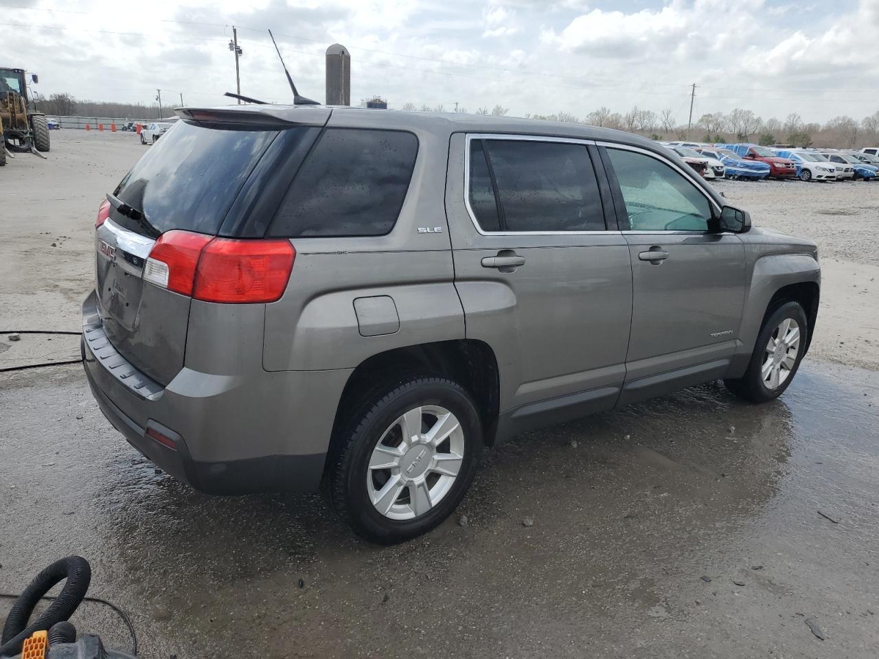 2012 GMC TERRAIN SL - Image 3
