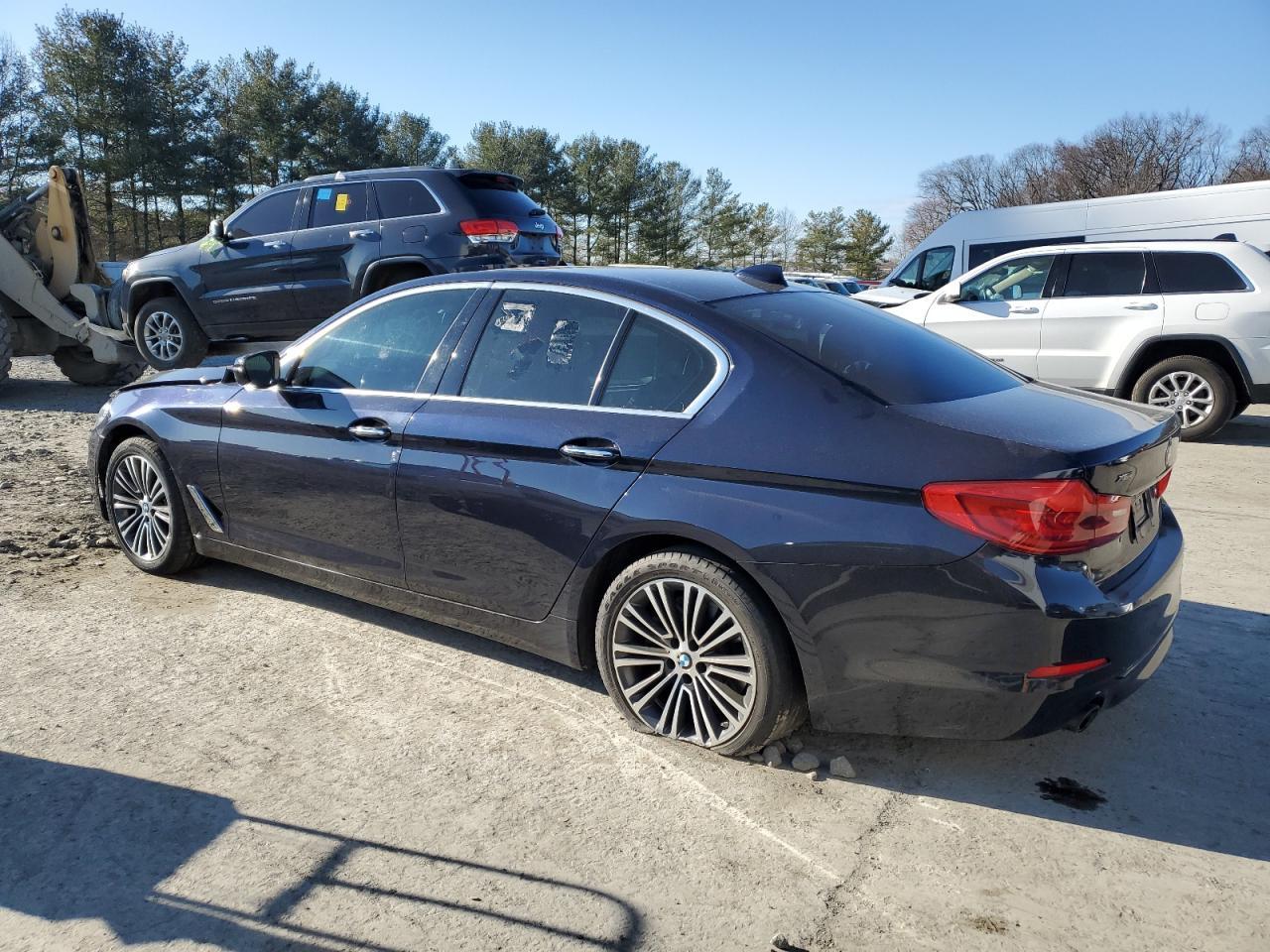 2018 BMW 530 XI - Фото 2
