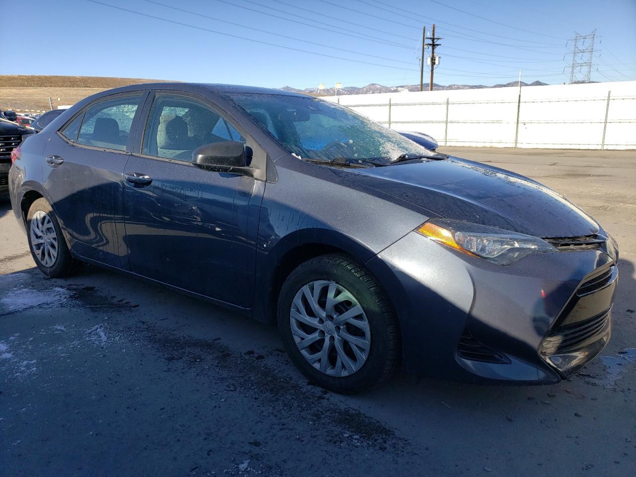 2018 TOYOTA COROLLA L - Фото 4